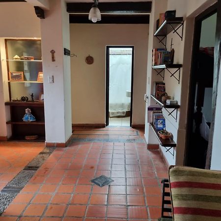 Hostal Las Rosas Salta Luaran gambar