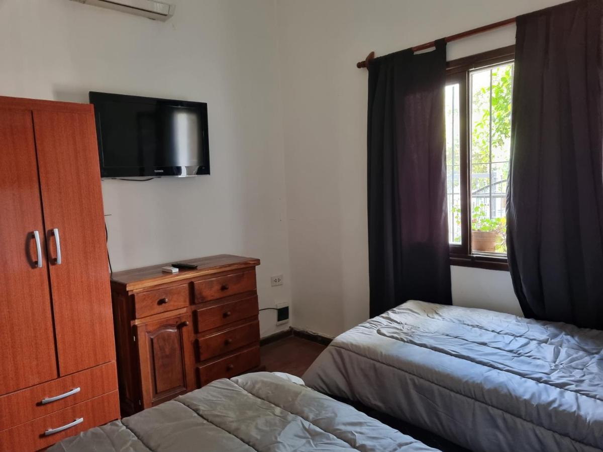 Hostal Las Rosas Salta Luaran gambar