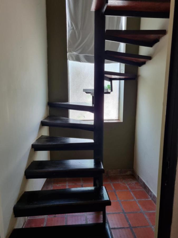 Hostal Las Rosas Salta Luaran gambar