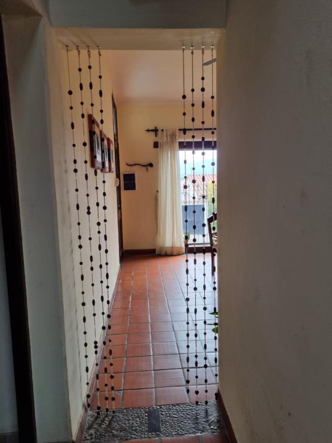 Hostal Las Rosas Salta Luaran gambar