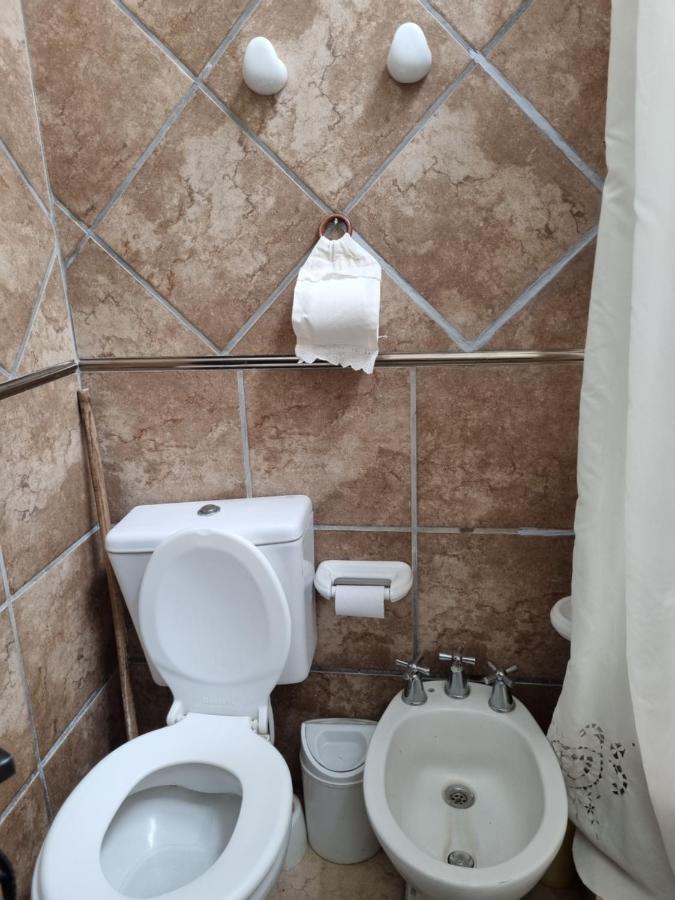 Hostal Las Rosas Salta Luaran gambar