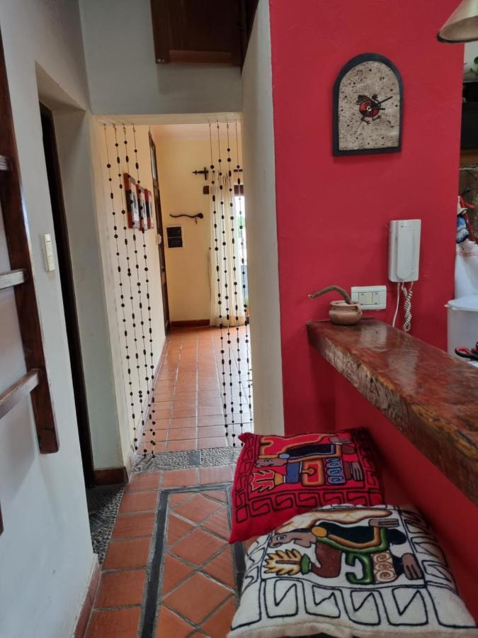 Hostal Las Rosas Salta Luaran gambar