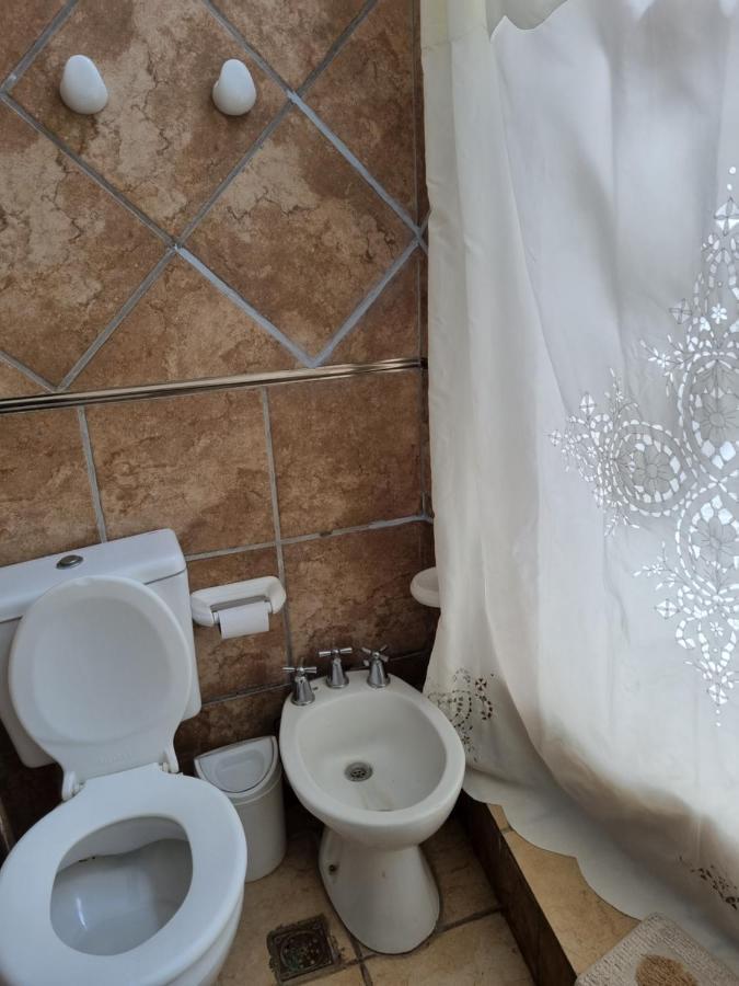 Hostal Las Rosas Salta Luaran gambar
