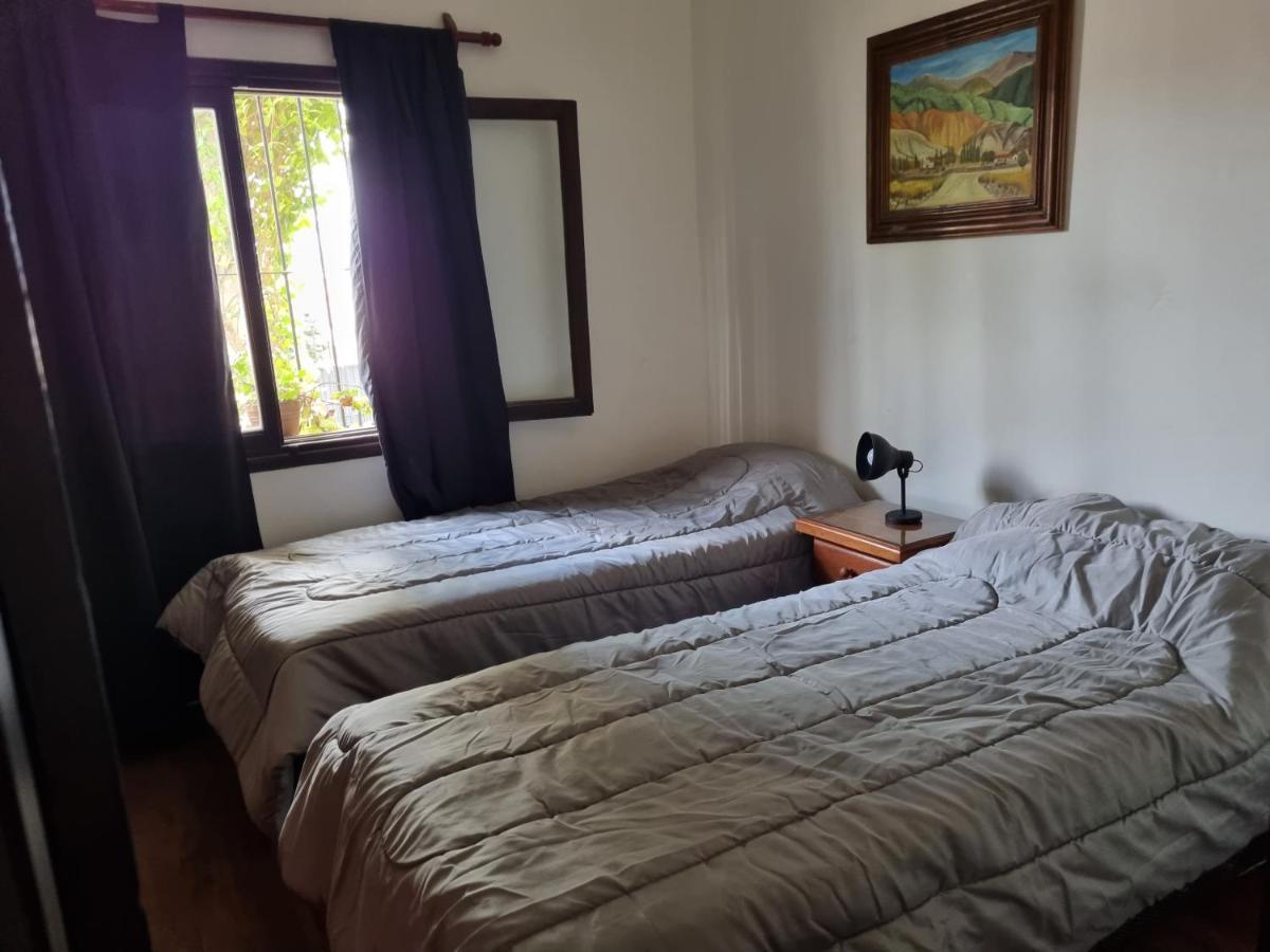 Hostal Las Rosas Salta Luaran gambar